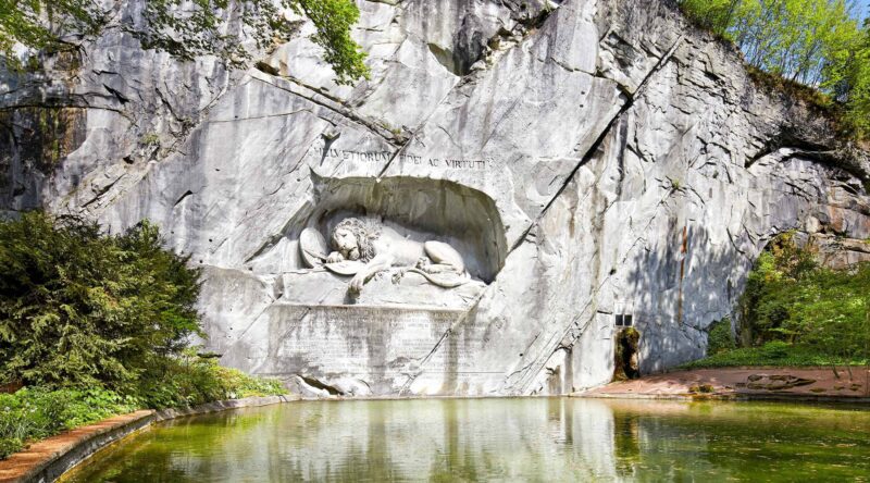 Lion Monument